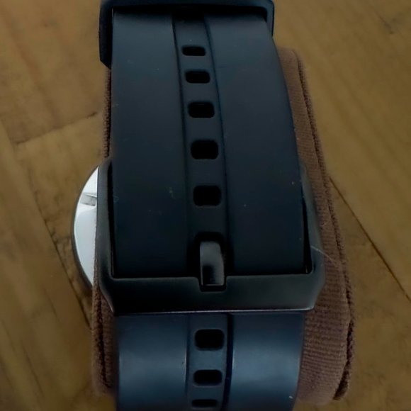 Oakley Gearbox - Picture 2 of 7